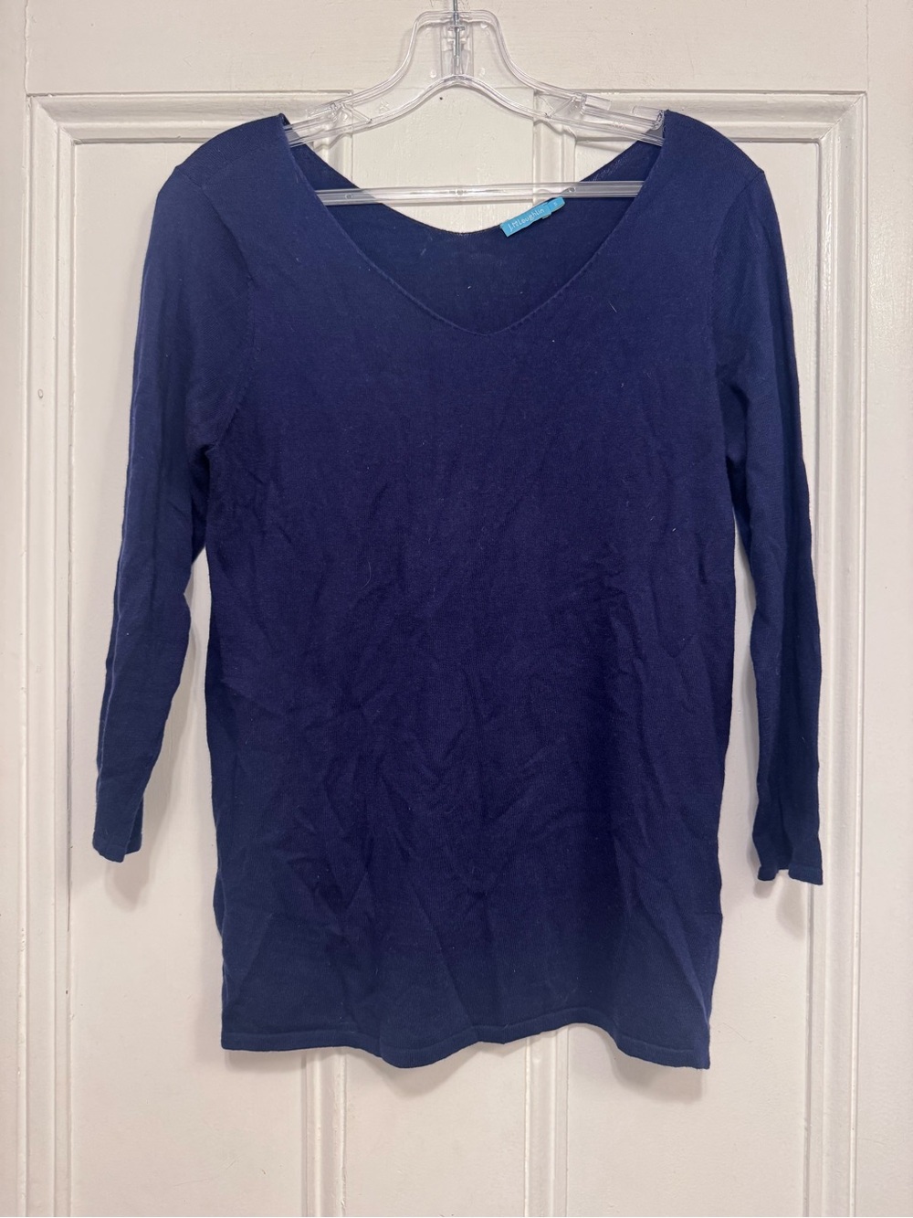 J. McLaughlin Navy Long-Sleeve V-Neck Top